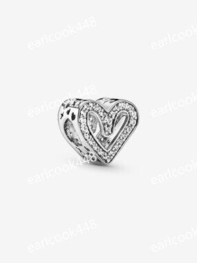 Pandora Sparkling Freehand Heart Charm